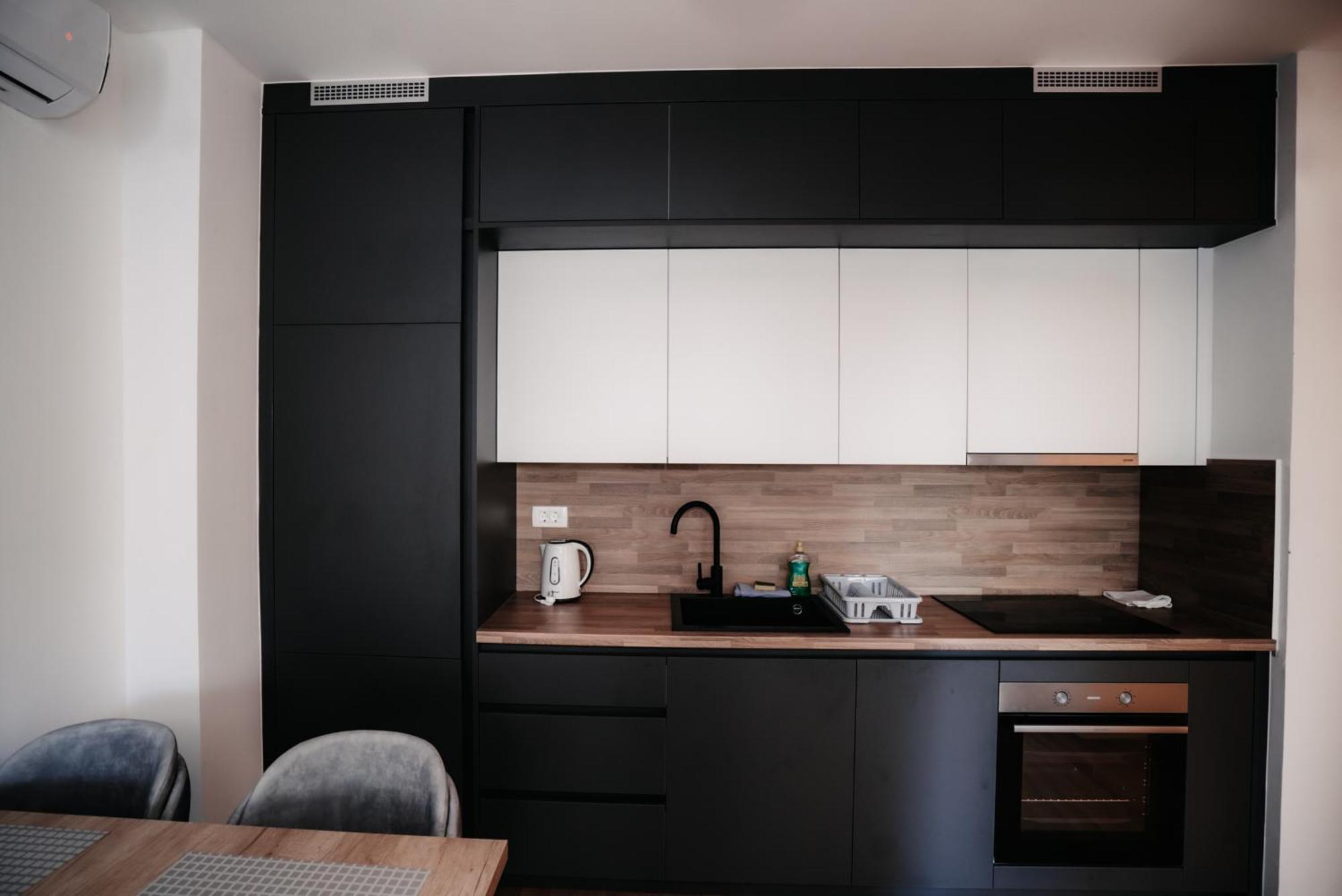 Appartement Toro Hospitality à Mostar Extérieur photo